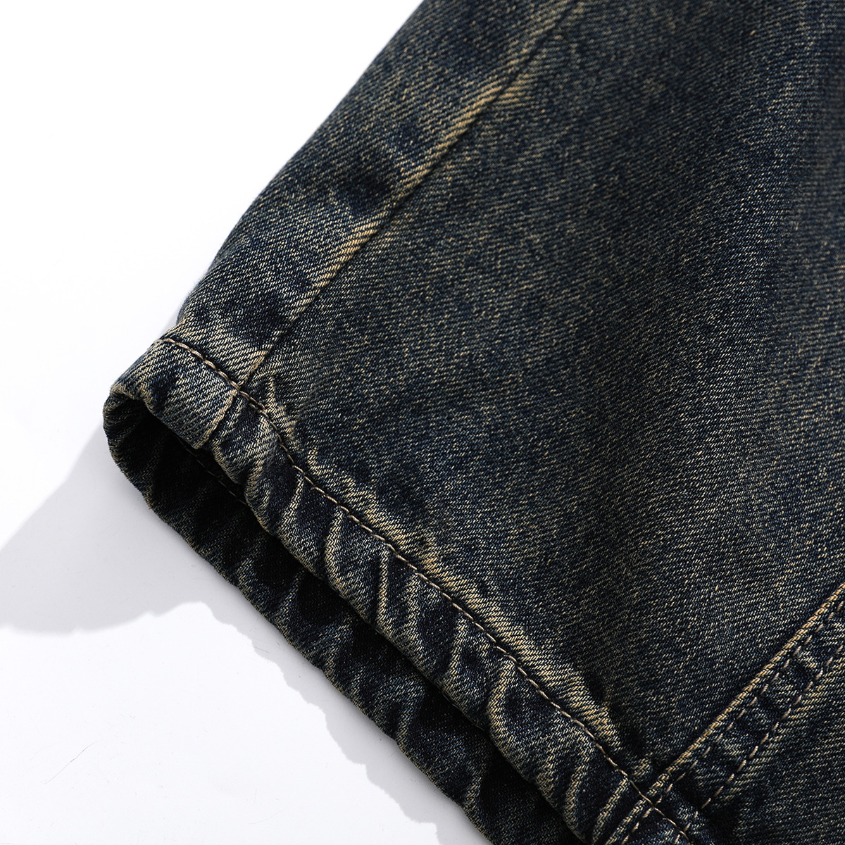 Multi-Pocket Washed Vintage Loose Jean