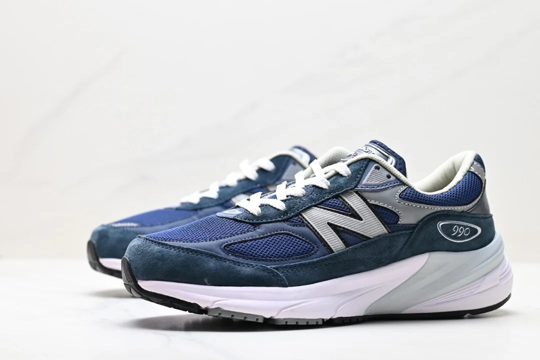 NewBalance NB990V6